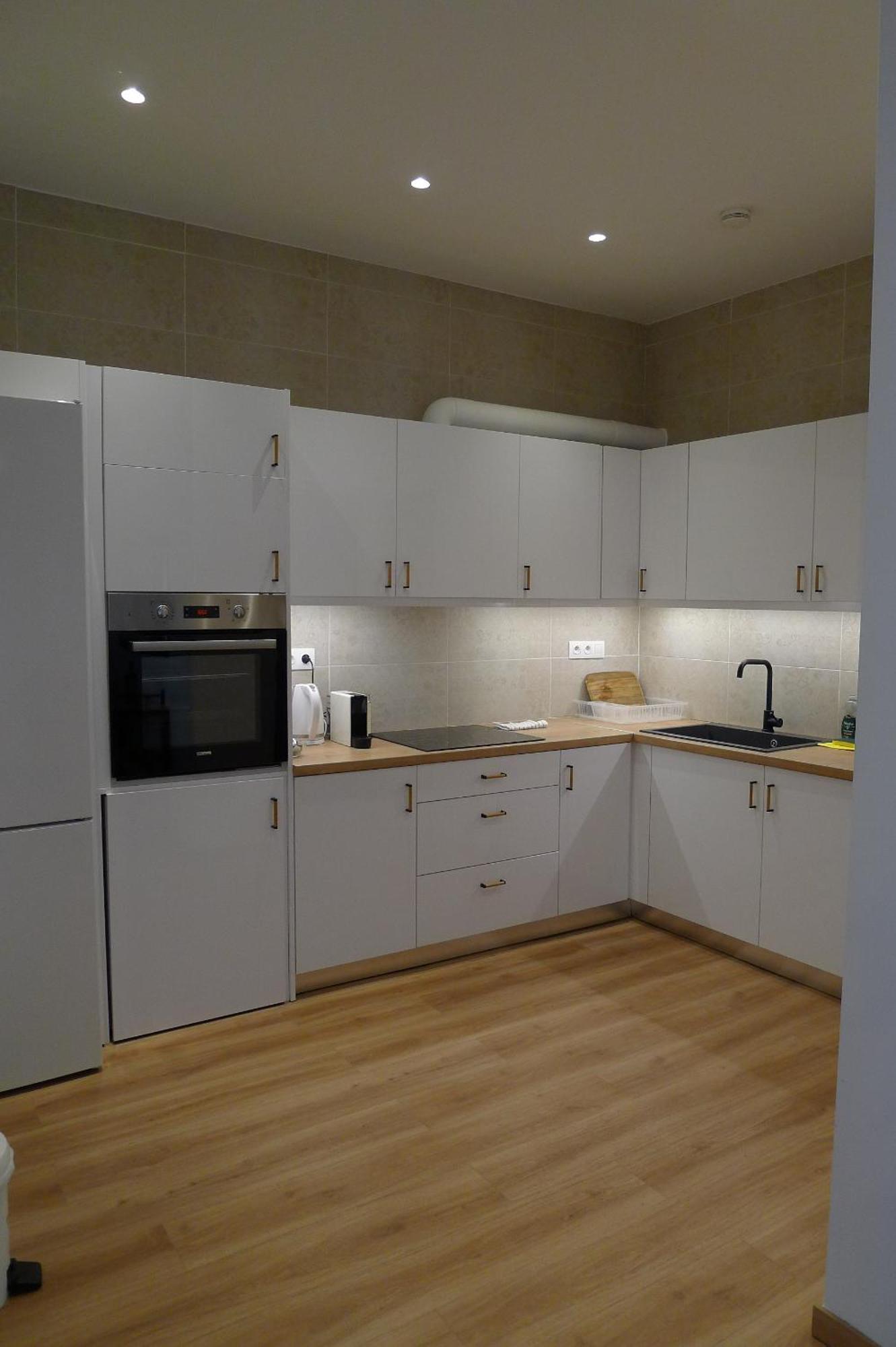 Apartamento Cosy 2Ba Close To Archeological Museum Of Athens And Pedion Tou Areos Exterior foto