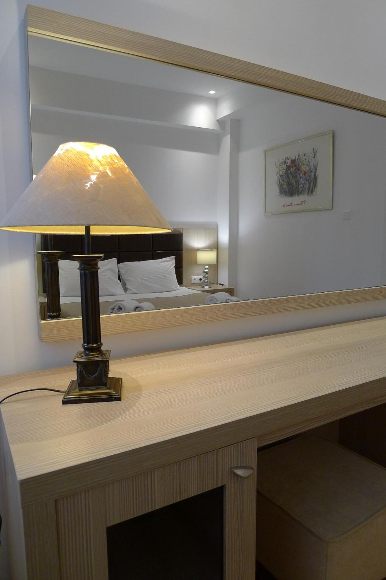Apartamento Cosy 2Ba Close To Archeological Museum Of Athens And Pedion Tou Areos Exterior foto