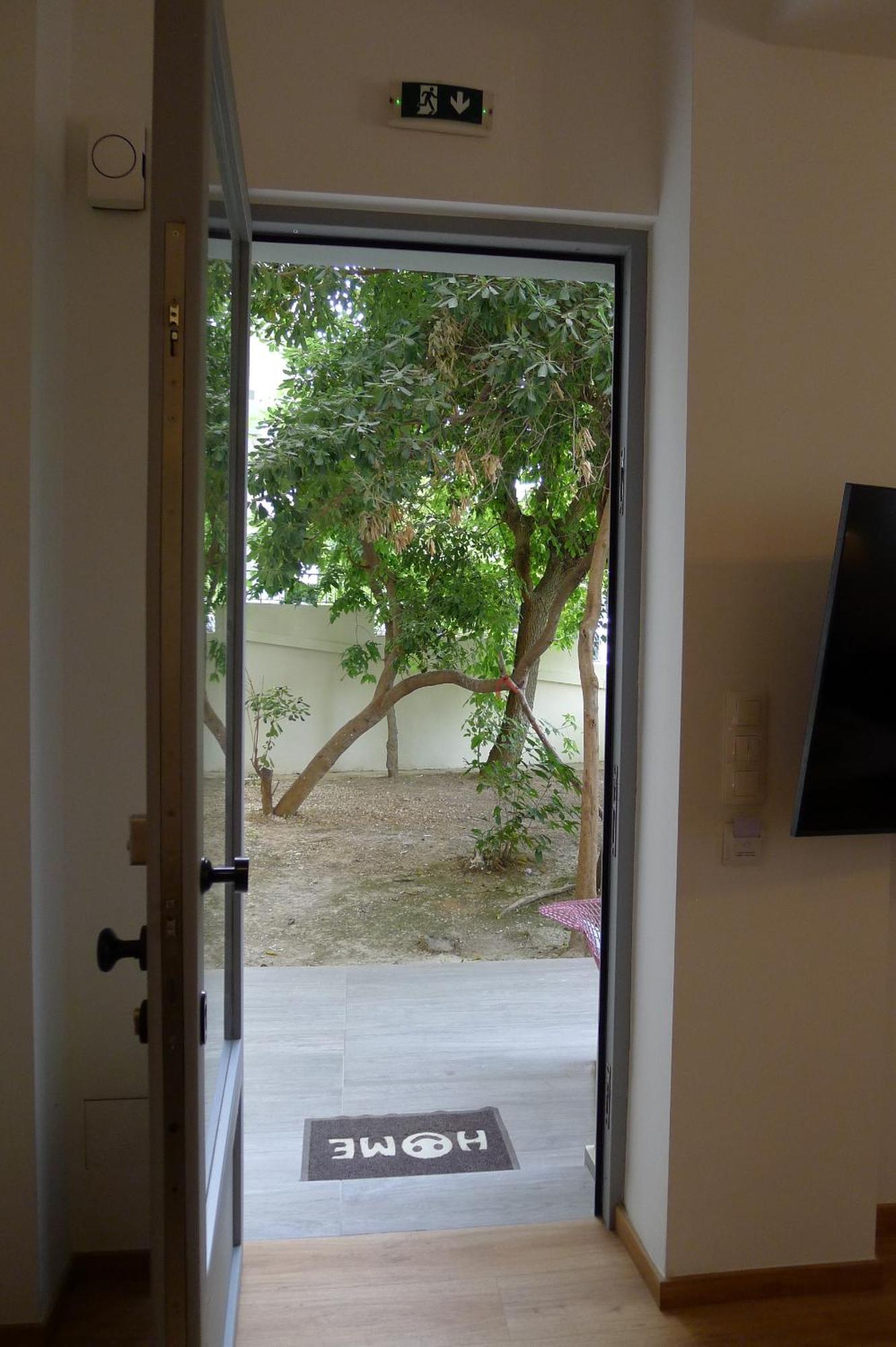 Apartamento Cosy 2Ba Close To Archeological Museum Of Athens And Pedion Tou Areos Exterior foto